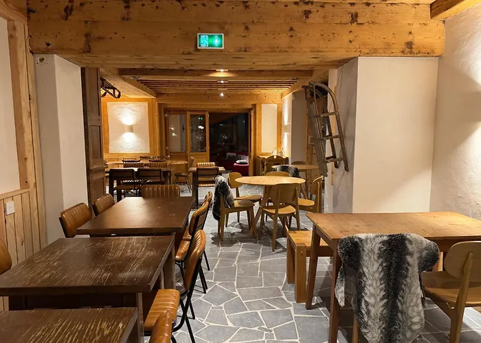 Cafe-Hotel Le Morillon, Domaine Du Grand Massif-Samoens